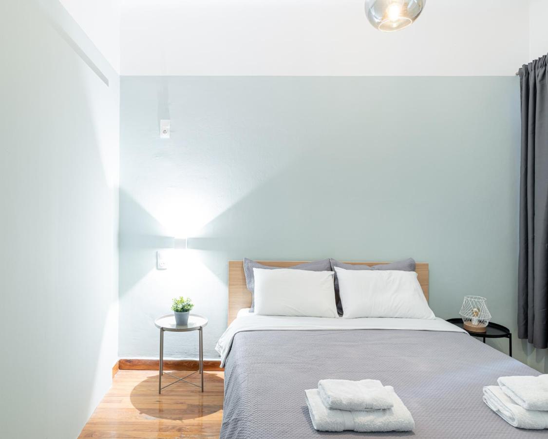 Hostelista Athena Bagian luar foto